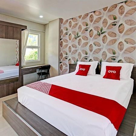 Capital O 91384 Rintaka Residence เซงกีกี ภายนอก รูปภาพ