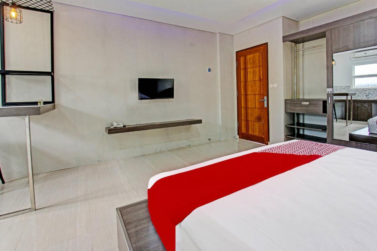 Capital O 91384 Rintaka Residence เซงกีกี ภายนอก รูปภาพ